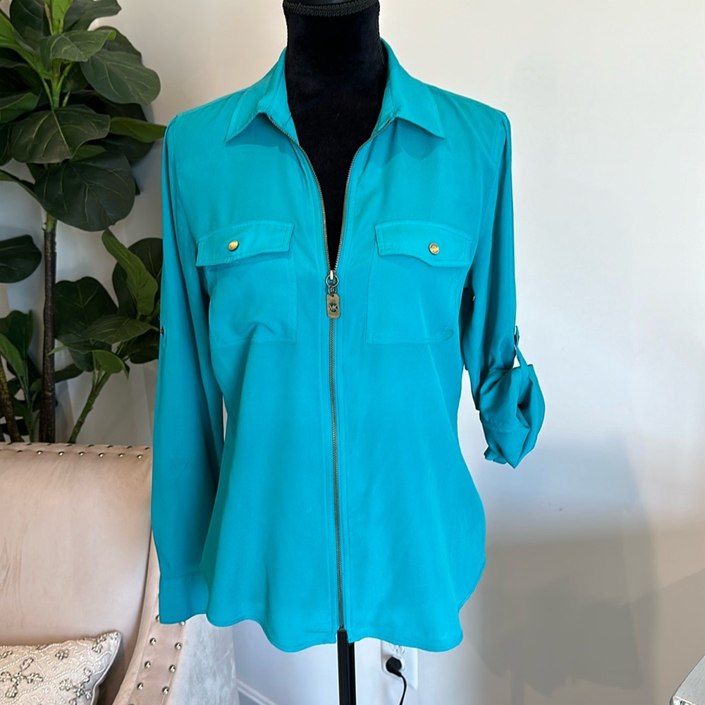 Micheal Kors top